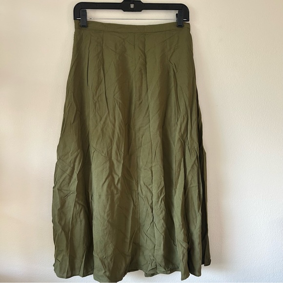 NWT ASOS Design green button front midi skirt - Picture 4 of 4